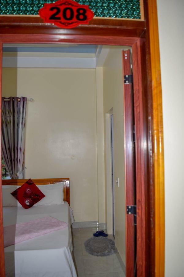 Phong Nha Orient Hotel Bagian luar foto